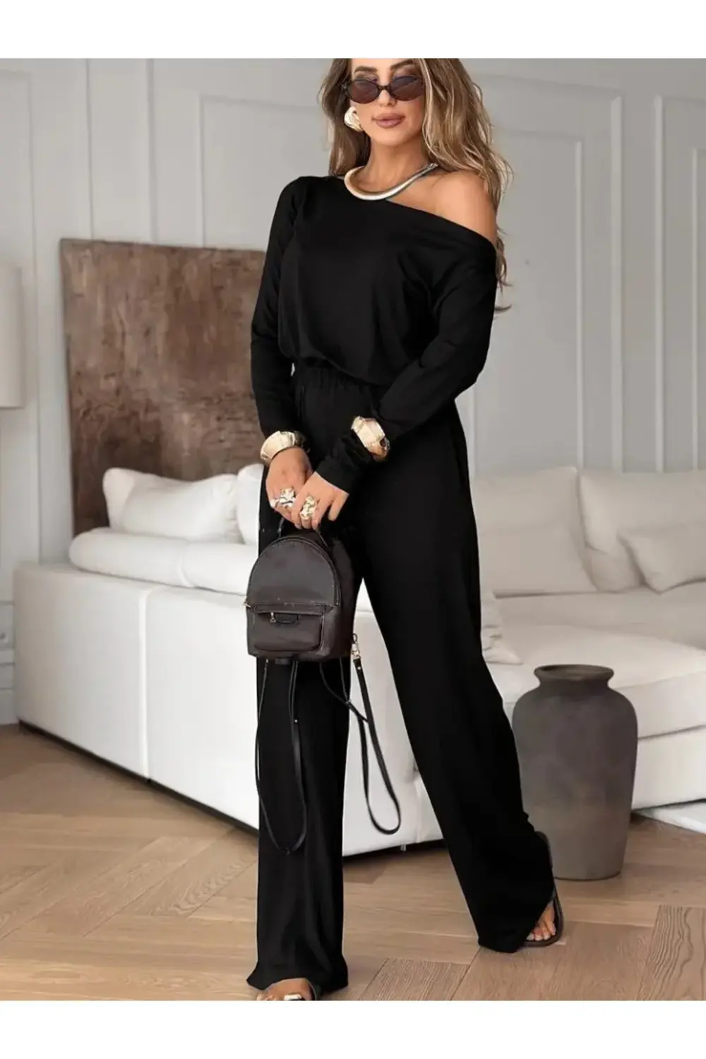 Kadın Tek Omuzdan Açık Uzun Kollu Belden Bağcıklı Uzun Viskon Iki Kadın Tek Omuzdan Açık Uzun Kollu Belden Bağcıklı Uzun Viskon Iki