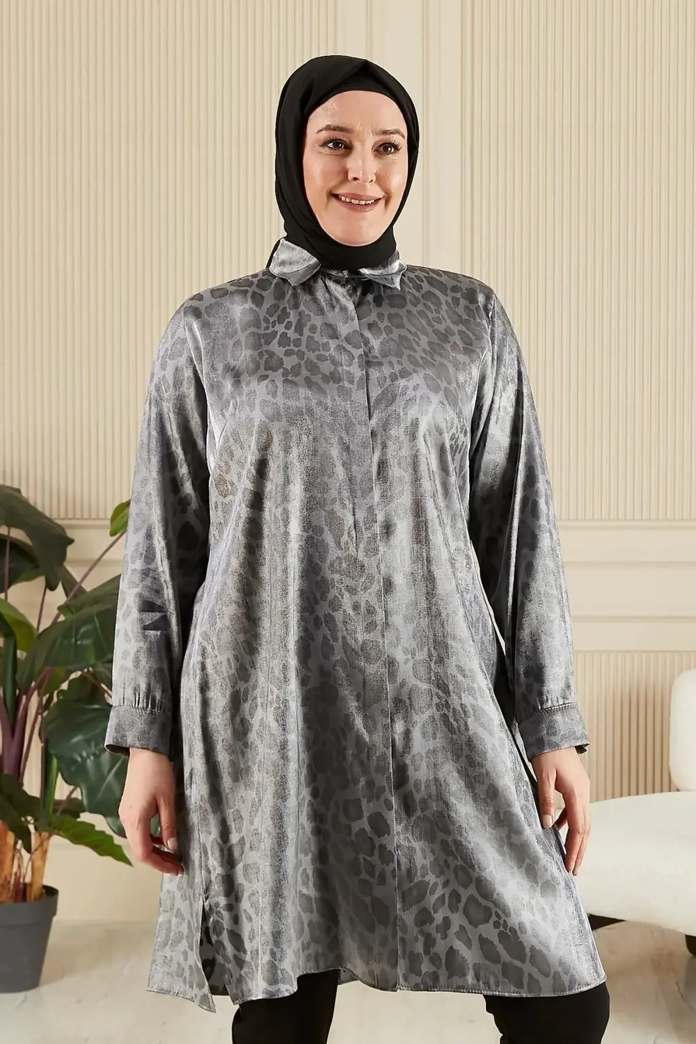 Kadın Tesettür Büyük Beden Çizgili Uzun Gömlek Tunik