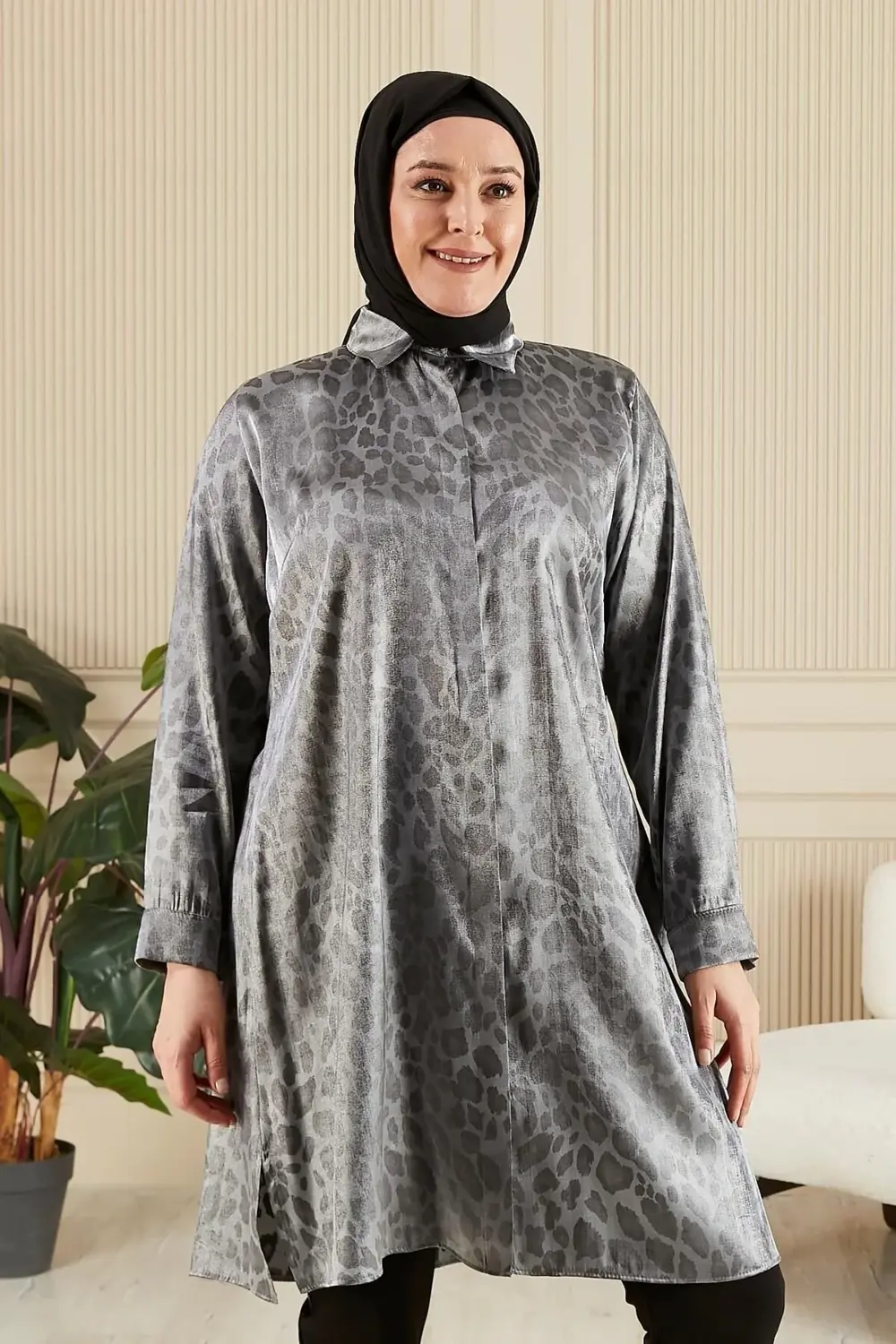 Kadın Tesettür Büyük Beden Çizgili Uzun Gömlek Tunik