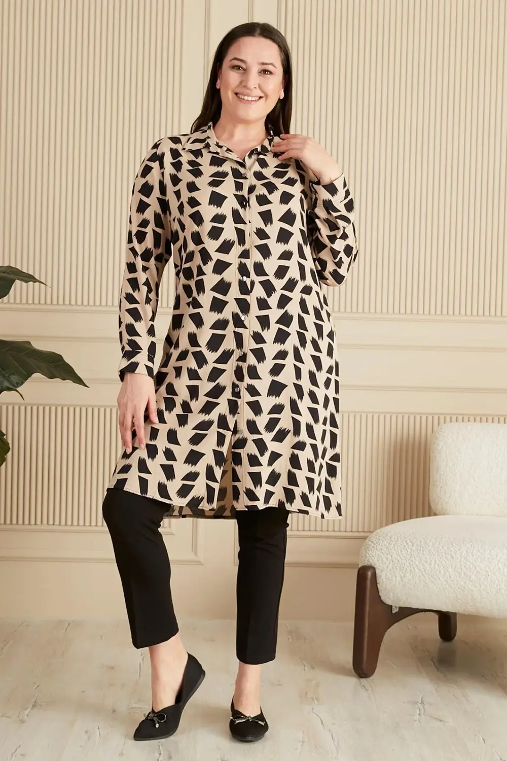 Kadın Tesettur Büyük Beden Fırça Desenli Uzun Gömlek Tunik