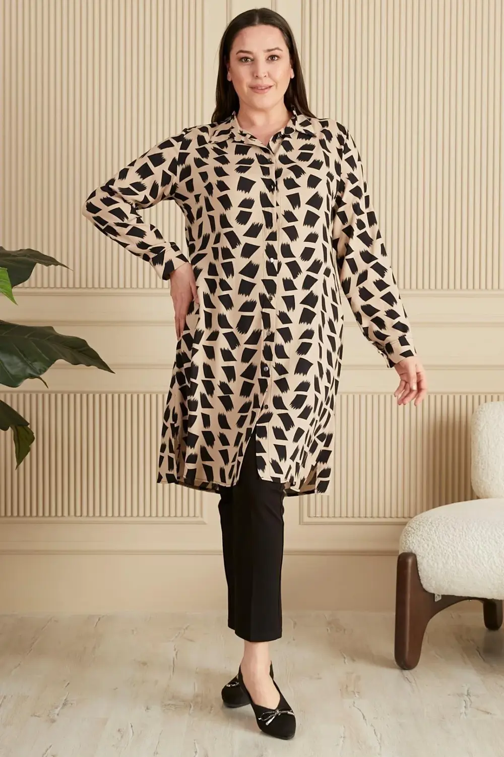 Kadın Tesettur Büyük Beden Fırça Desenli Uzun Gömlek Tunik