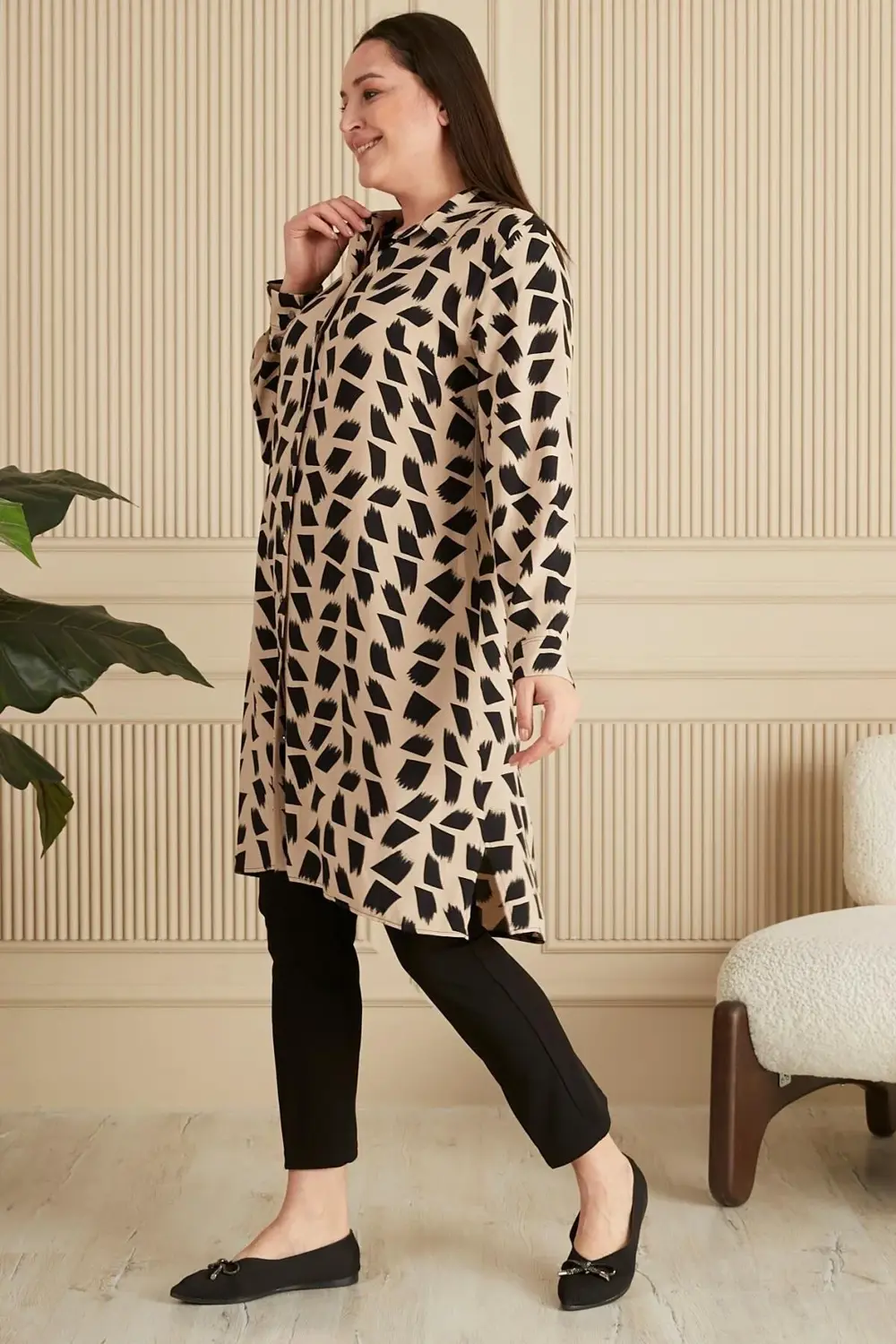 Kadın Tesettur Büyük Beden Fırça Desenli Uzun Gömlek Tunik
