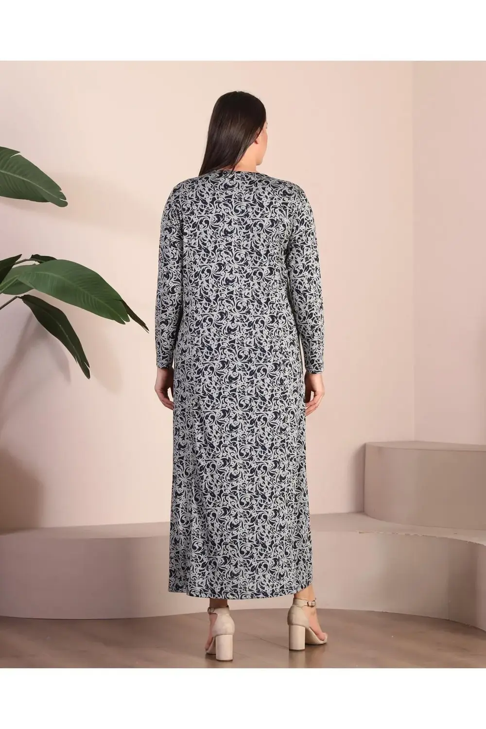 Kadin Tesettur Buyuk Beden Yakası Garnili Anne Elbise