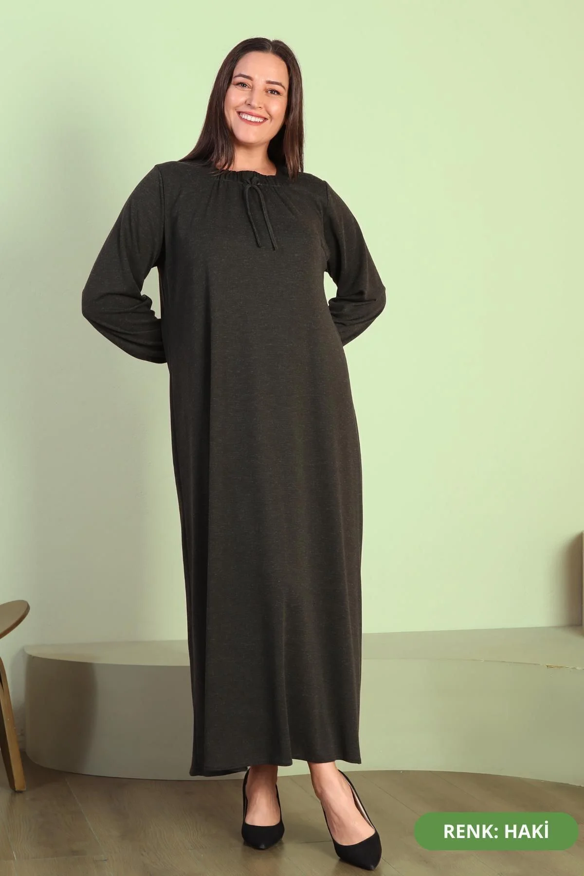 Kadin Tesettur Buyuk Beden Kare Yaka Uzun Elbise