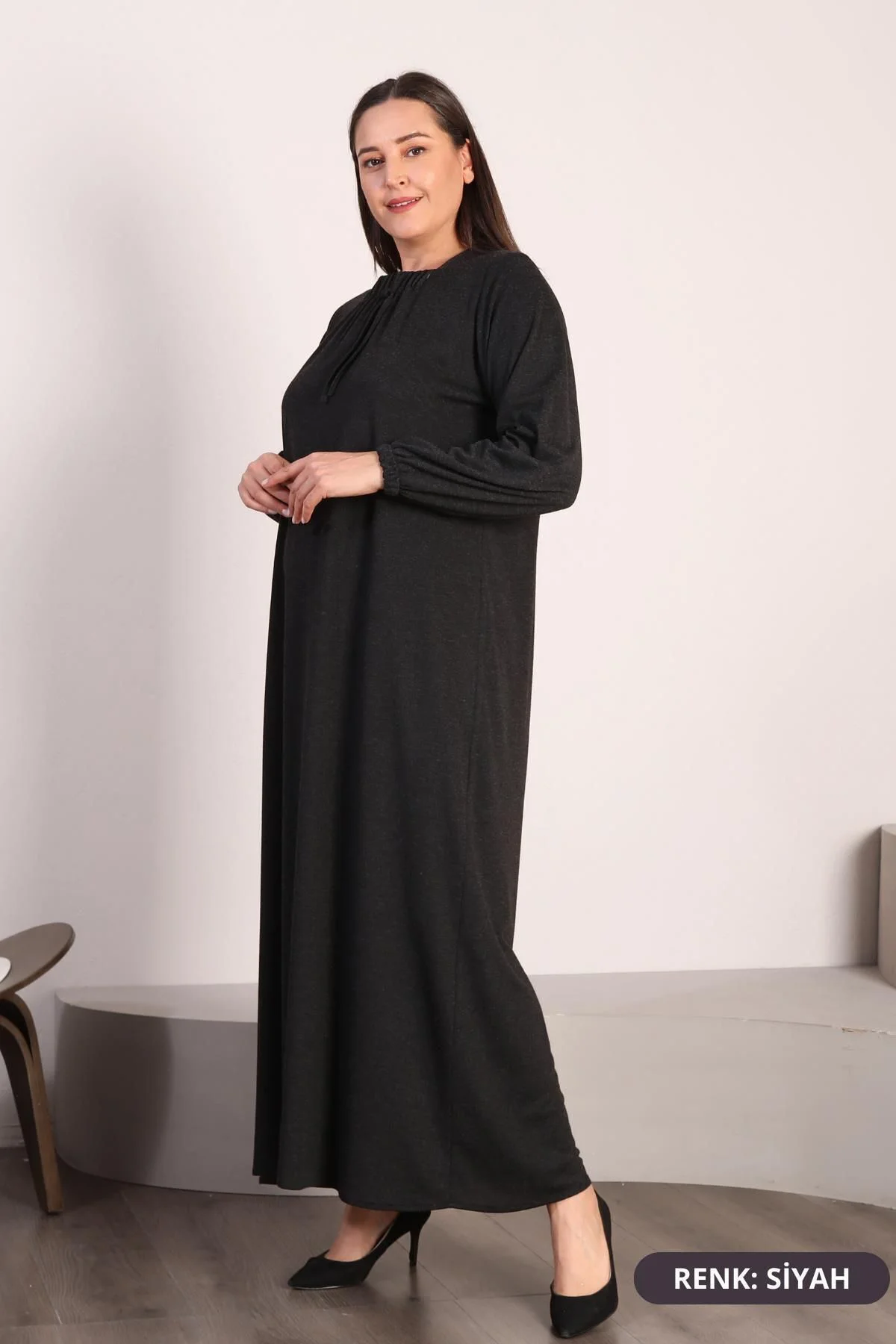 Kadin Tesettur Buyuk Beden Kare Yaka Uzun Elbise