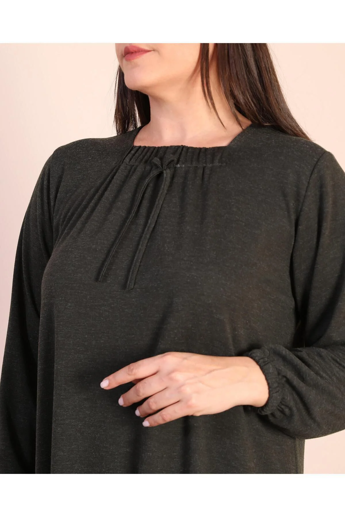 Kadin Tesettur Buyuk Beden Kare Yaka Uzun Elbise