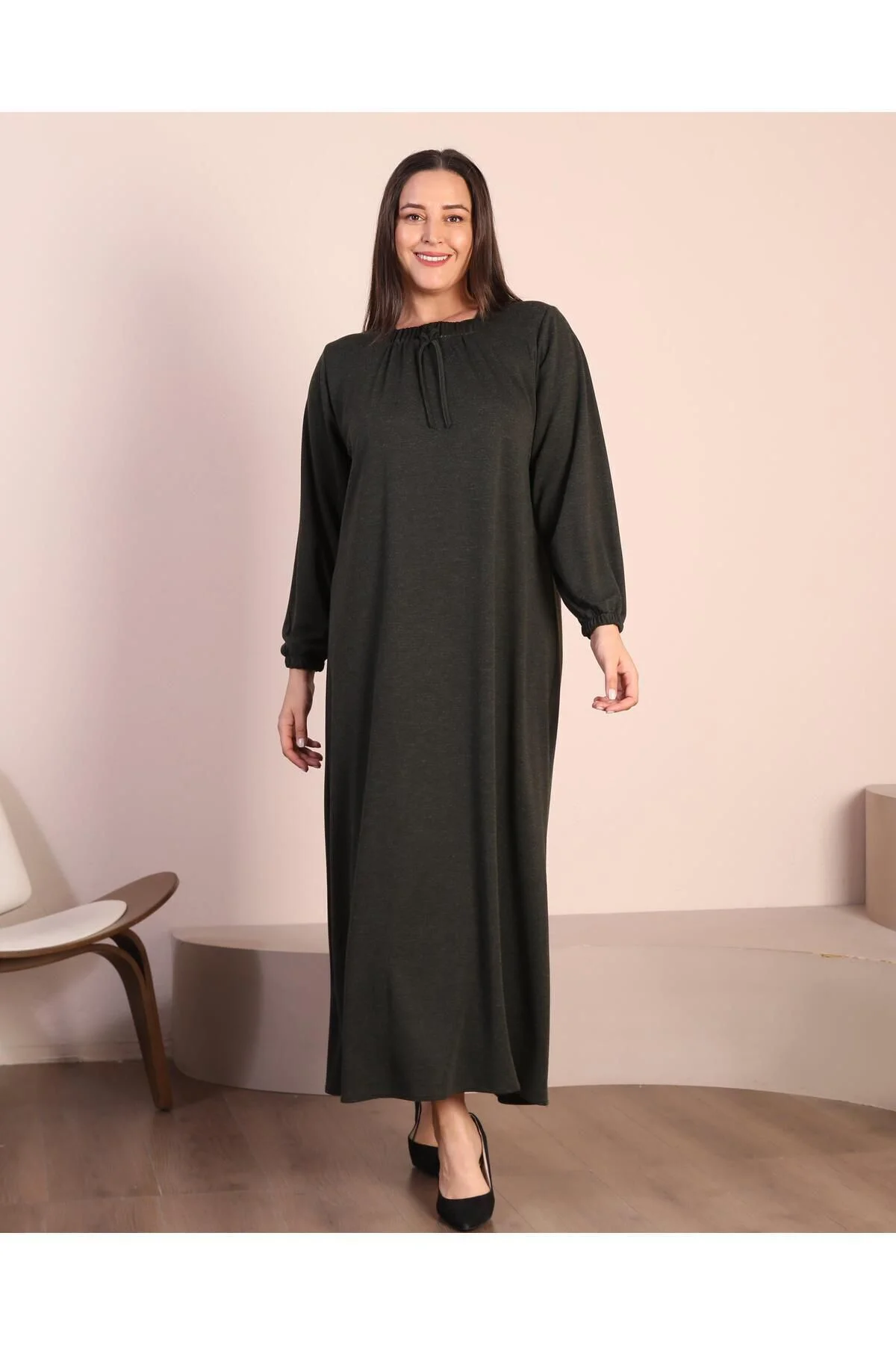 Kadin Tesettur Buyuk Beden Kare Yaka Uzun Elbise