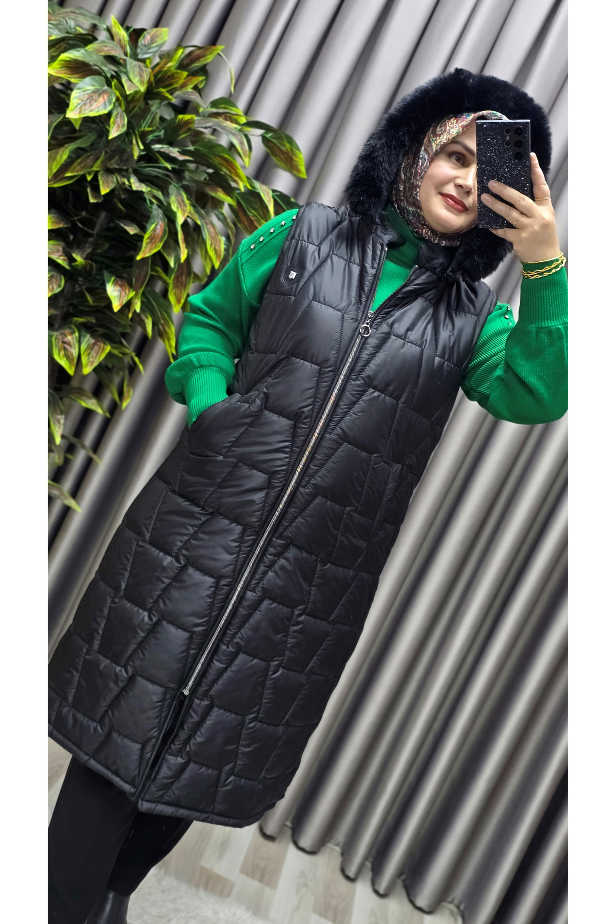 Elmas Tesettür Kadın Tesettür Büyük Beden Kapüşonlu Fermuarlı Kürklü Piramit Des