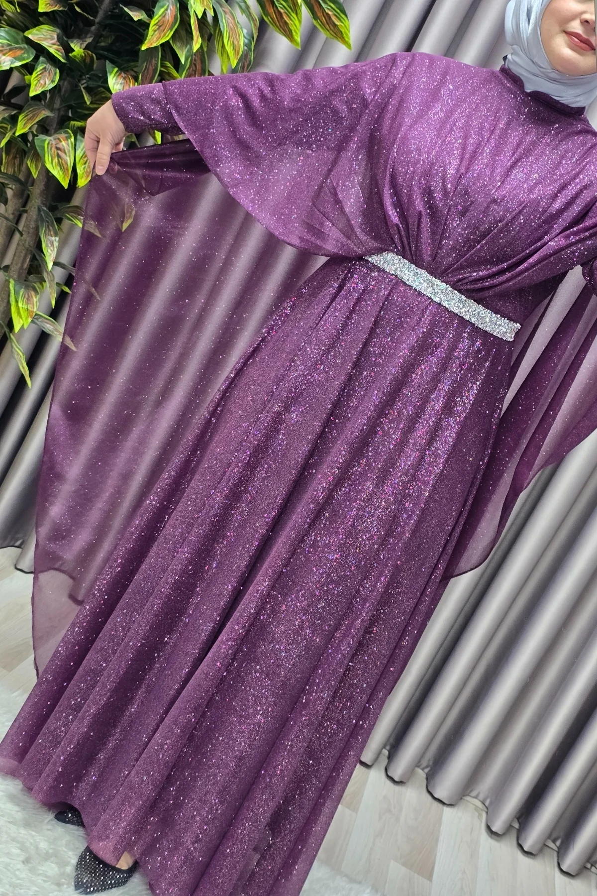 Kadın Tesettür Büyük Beden Giyim Simli Pelerinli Abiye