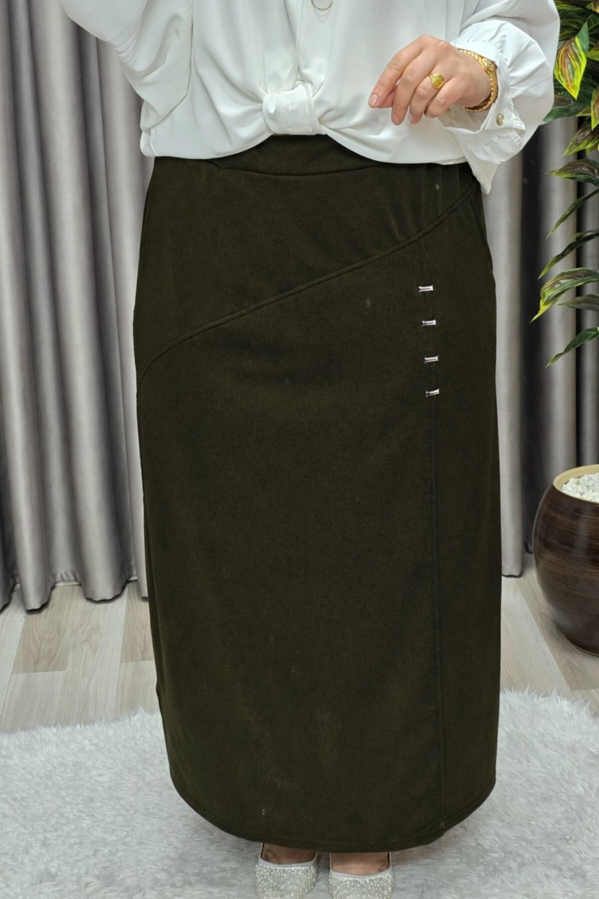 Kadın Tesettür Büyük Beden Metal Taşlı Etek