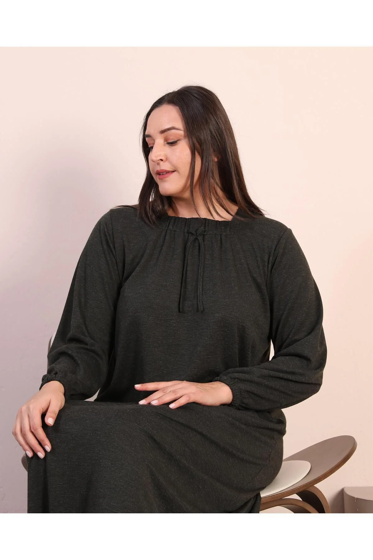 Kadin Tesettur Buyuk Beden Kare Yaka Uzun Elbise