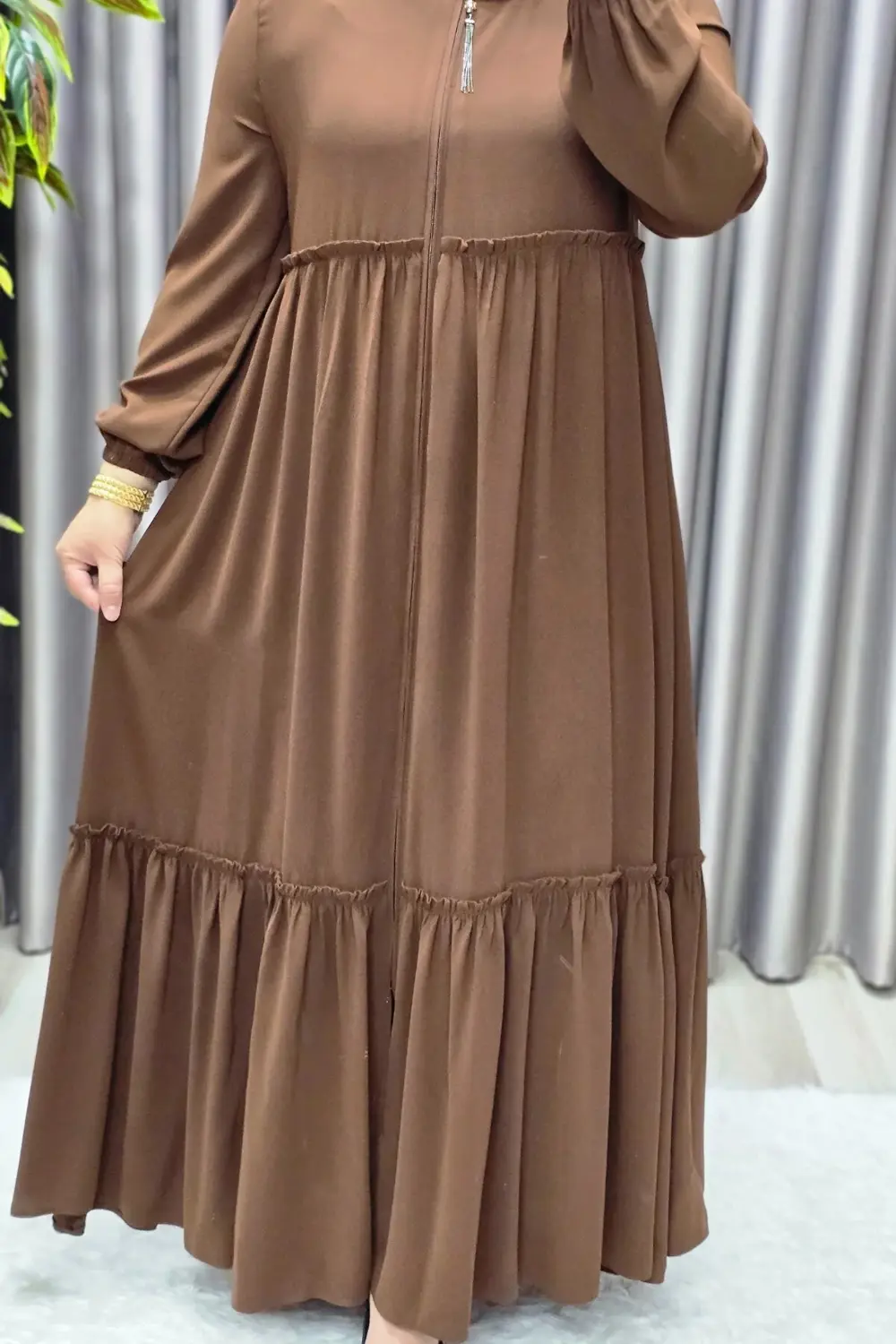 Kadın Tesettür Giyim Büyük Beden İki Katlı Ferace Kadın Tesettür Giyim Büyük Beden İki Katlı Ferace