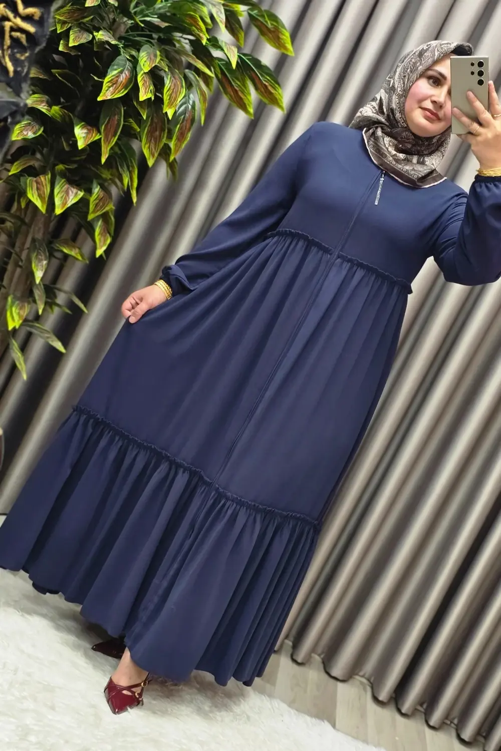 Kadın Tesettür Giyim Büyük Beden İki Katlı Ferace Kadın Tesettür Giyim Büyük Beden İki Katlı Ferace