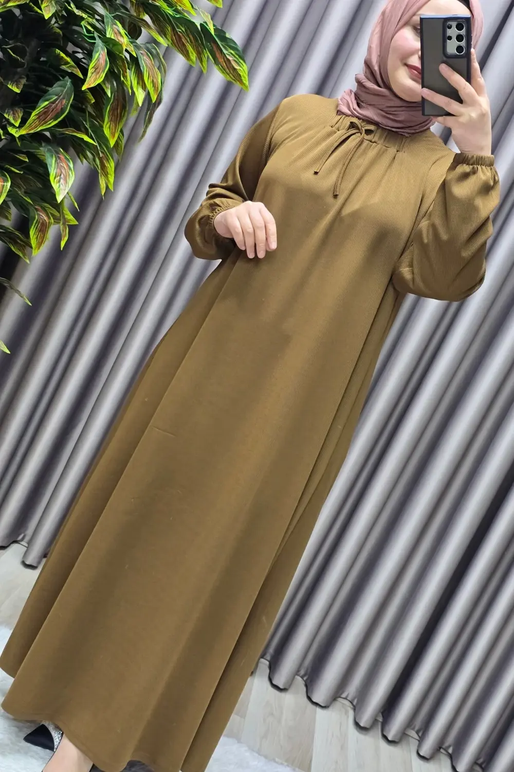 Kadın Tesettür Giyim Büyük Beden Kare Yaka Robalı Lina Elbise