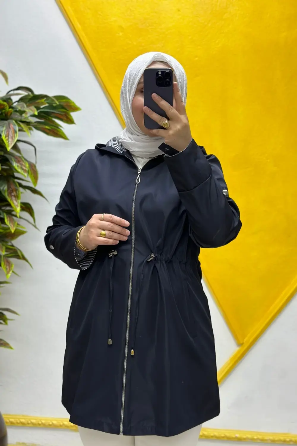 Kadın Tesettür Giyim Büyük Beden Mevsimlik Kısa Trençkot