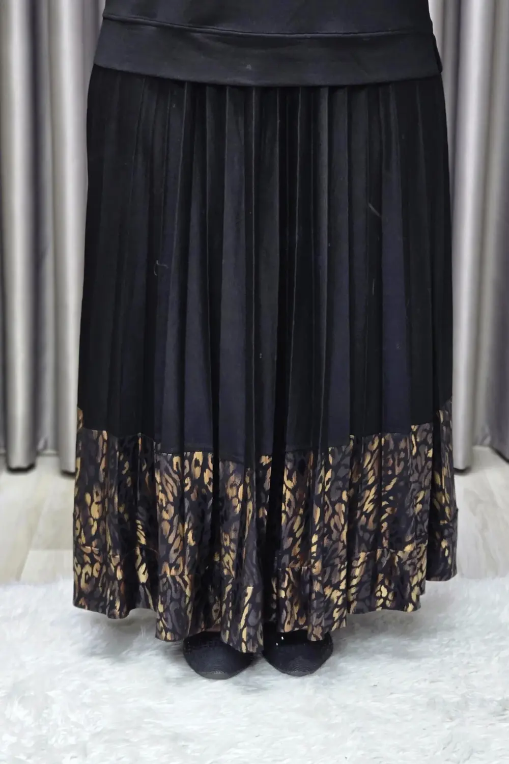 Kadın Tesettür Giyim Büyük Beden Pileli Leopar Desenli Etekli Tak