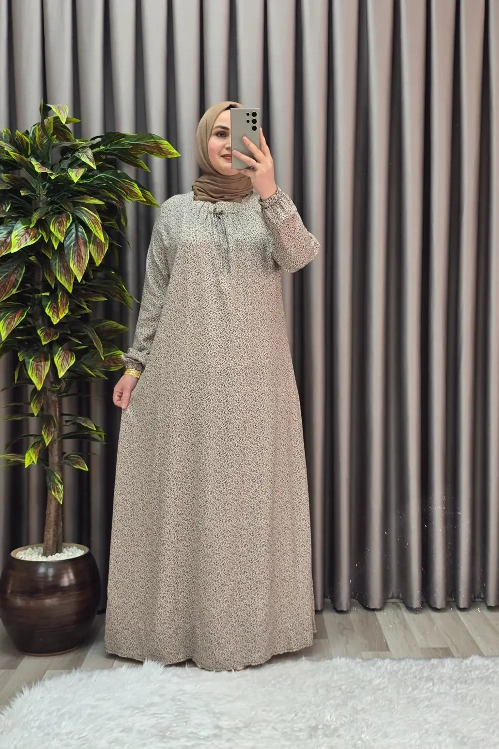 Kadın Tesettür Giyim Büyük Beden Yarım Robalı Çıtır Desen Elbise