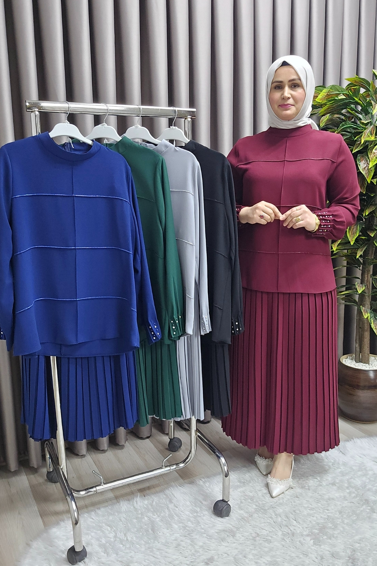 Elmas Tesettür Kadın Tesettür Giyim Büyük Beden Krep Etekli Takım