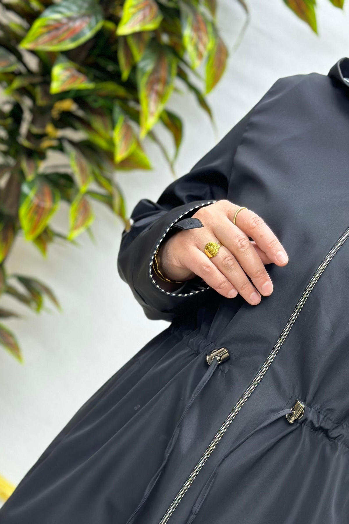 Elmas Tesettür Kadın Tesettür Giyim Büyük Beden Mevsimlik Kısa Trençkot