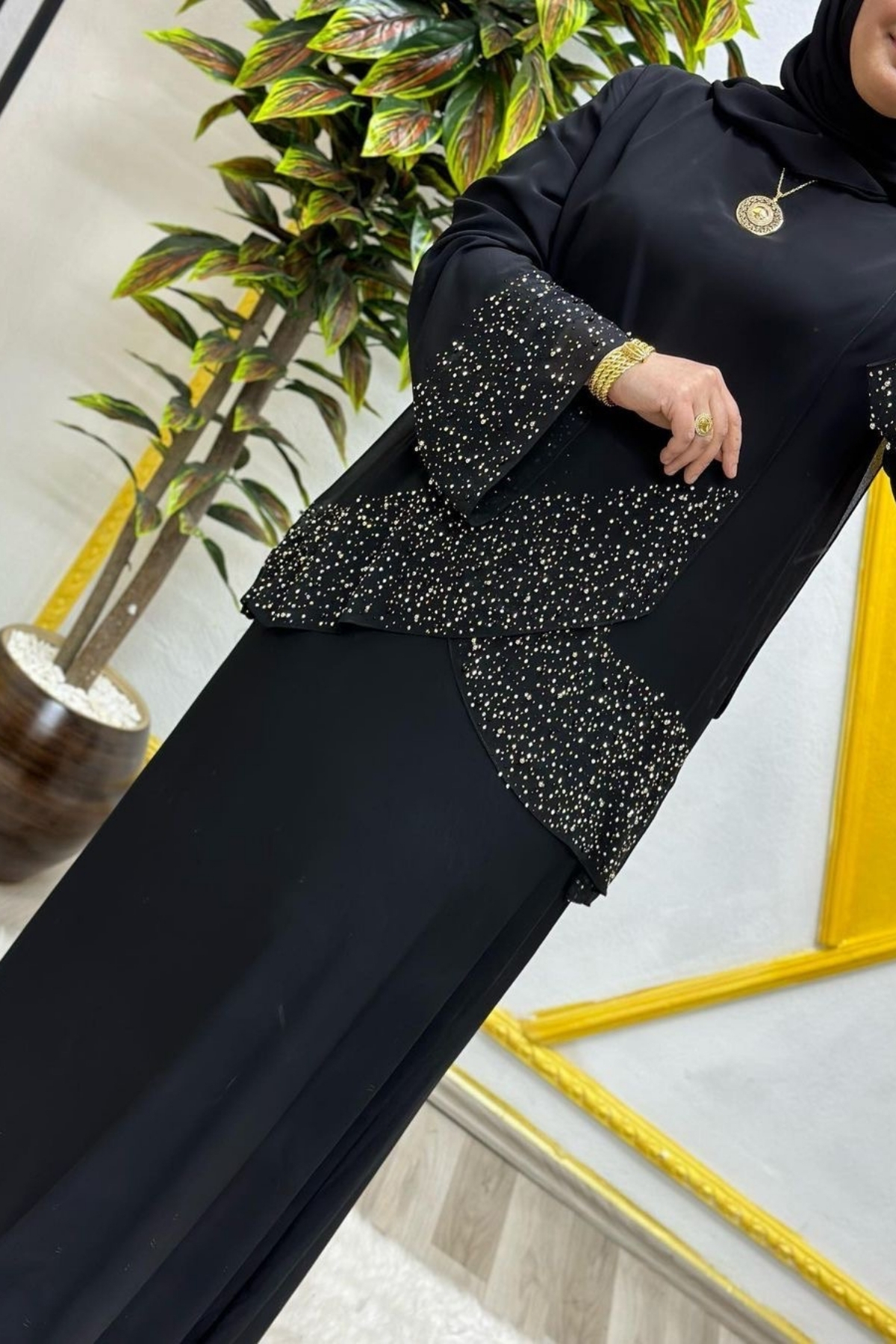 Kadın Tesettür Giyim Büyük Beden Çapraz Taşlı Abiye