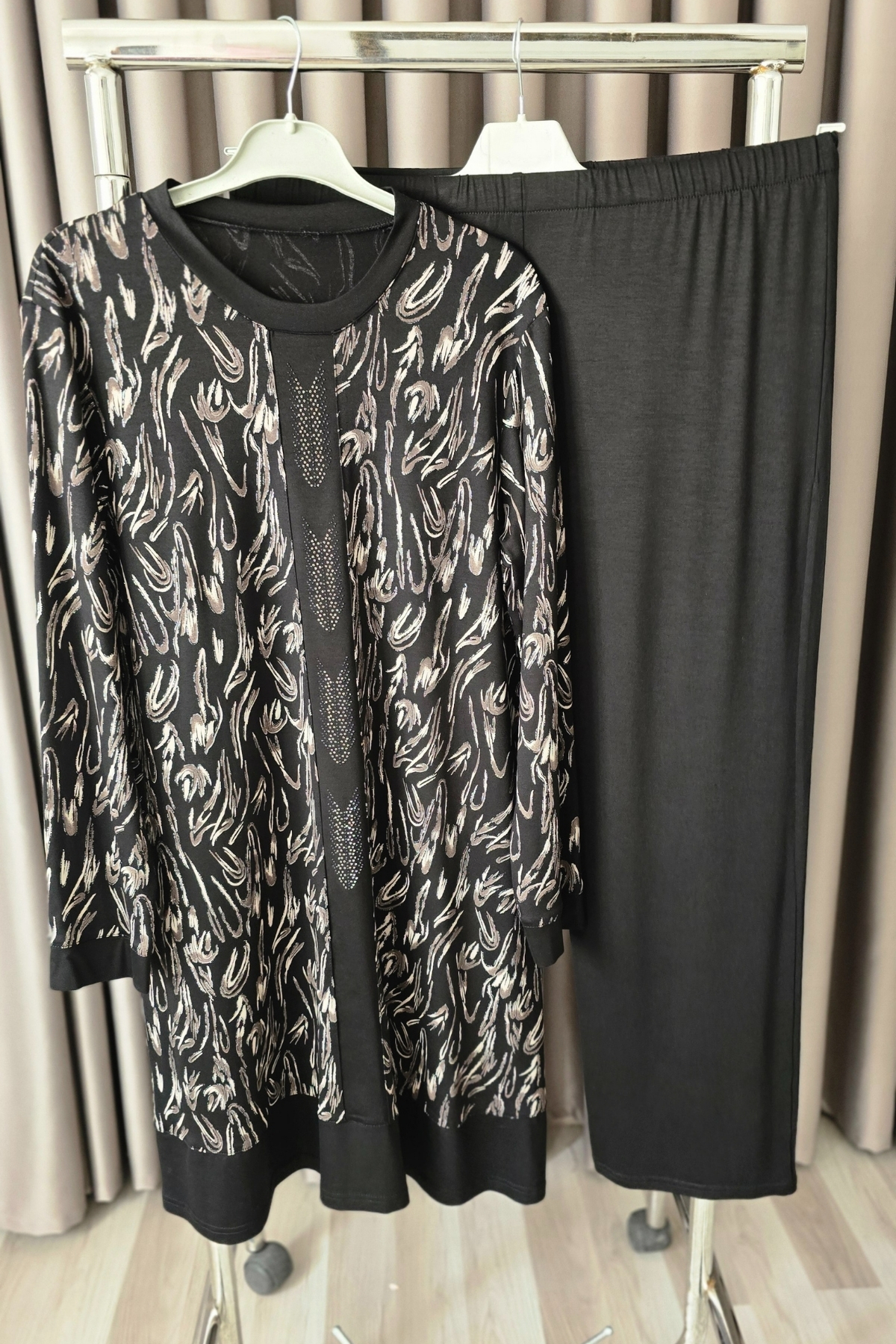 Elmas Tesettür Kadın Tesettür Giyim Büyük Beden Şerit Desenli Nisa Takım