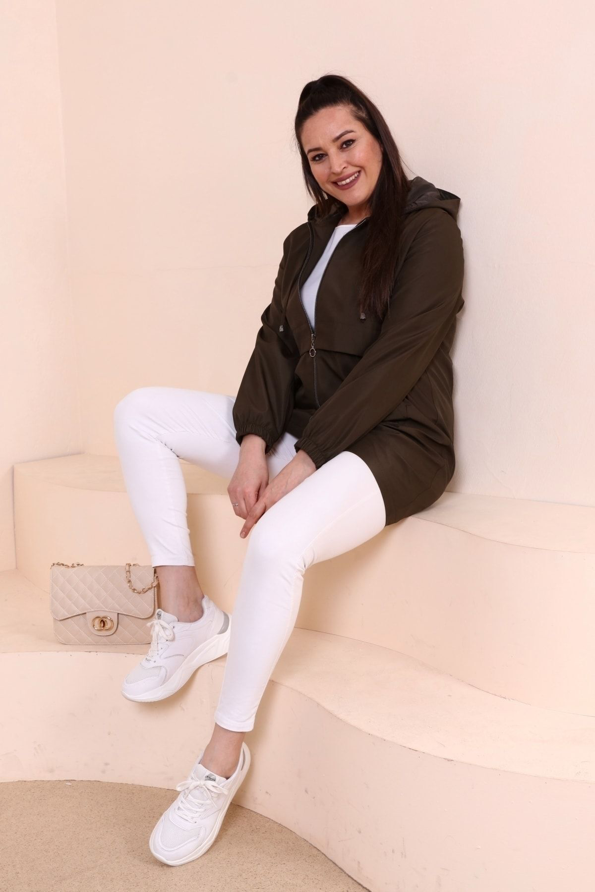 Ferace Kadin Tesettur Giyim Buyuk Beden Mevsimlik Spor Trenckot Haki