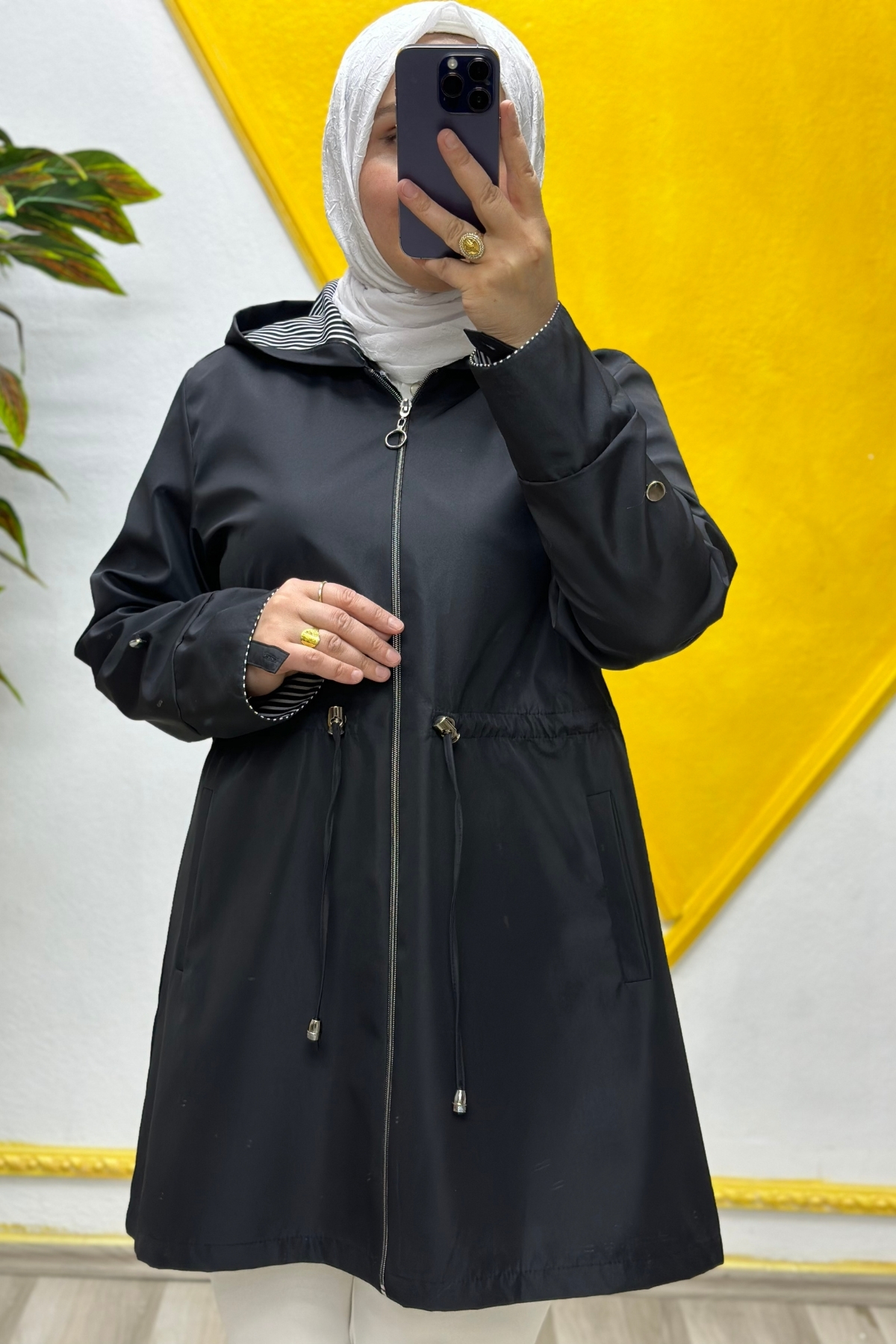 Elmas Tesettür Kadın Tesettür Giyim Büyük Beden Mevsimlik Kısa Trençkot