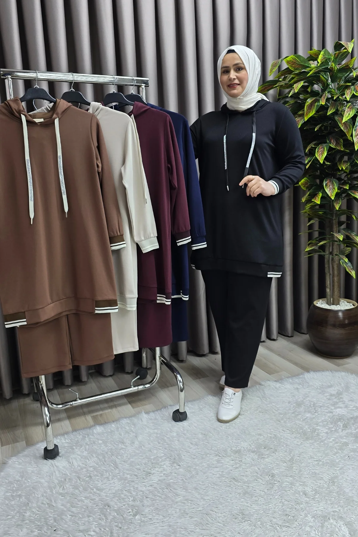 Kadın Tesettür Giyim Büyük Beden Kapşonlu Spor İkili Takım