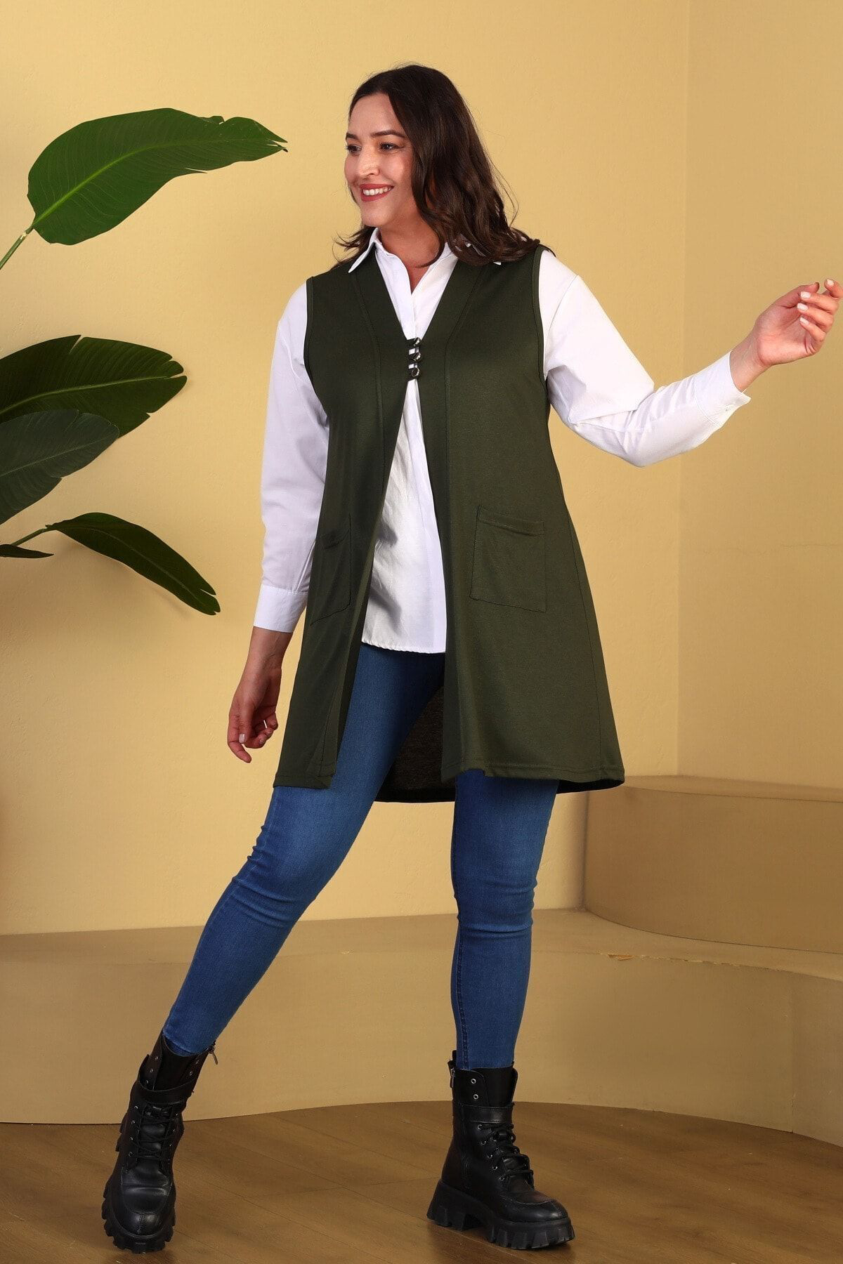 Ferace Kadin Tesettur Giyim Yazlik Likrali Yelek Buyuk Beden Dügmeli Yel