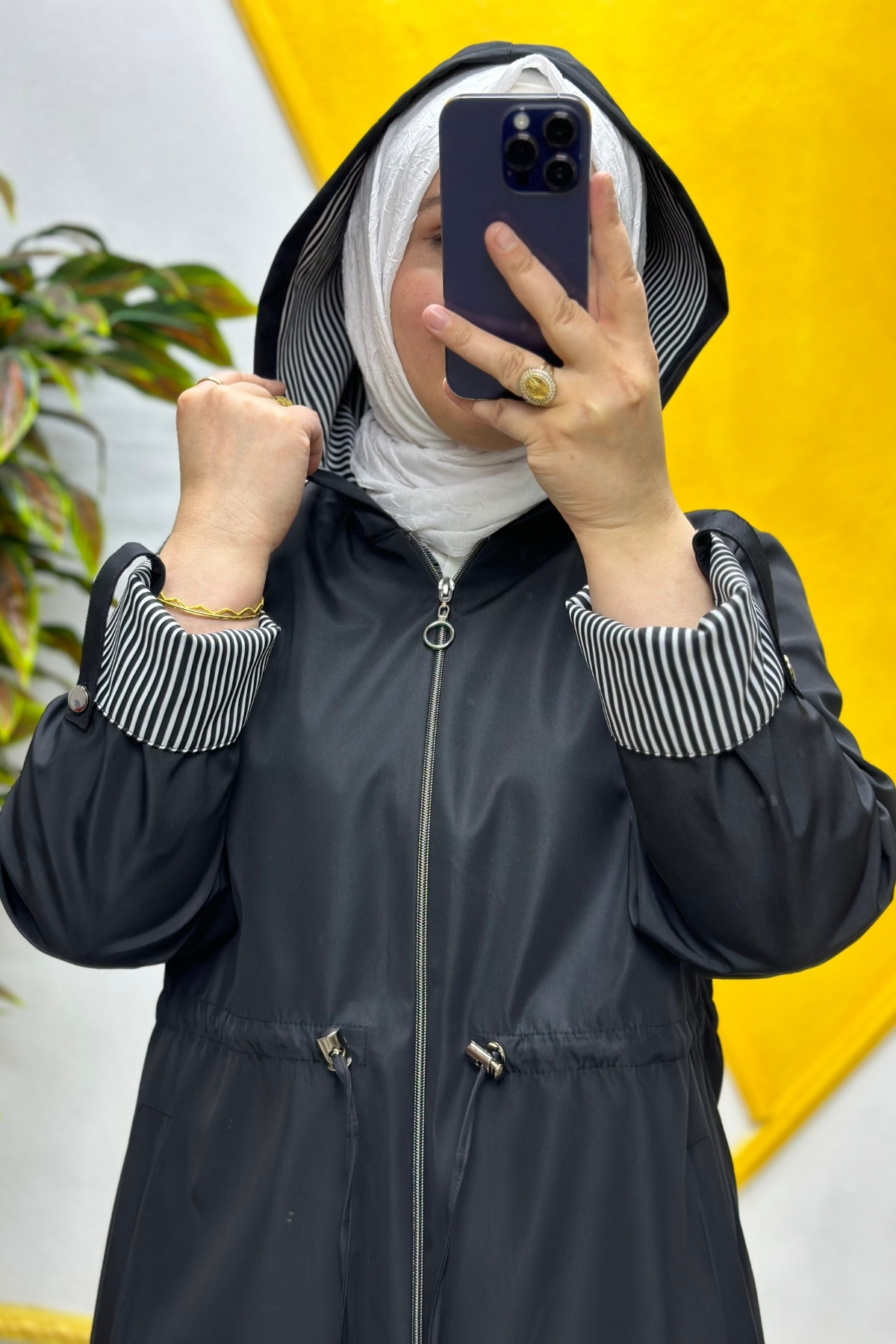 Elmas Tesettür Kadın Tesettür Giyim Büyük Beden Mevsimlik Kısa Trençkot