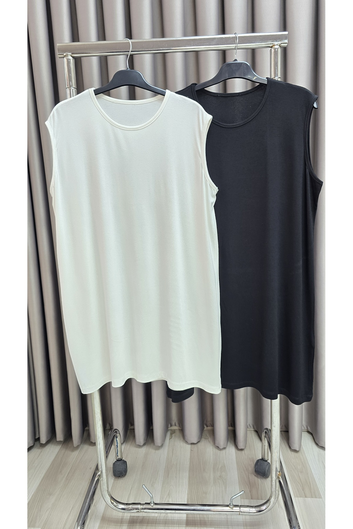 Elmas Tesettür Kadın Tesettür Sıfır Kol Kurtarıcı İçlik Tunik