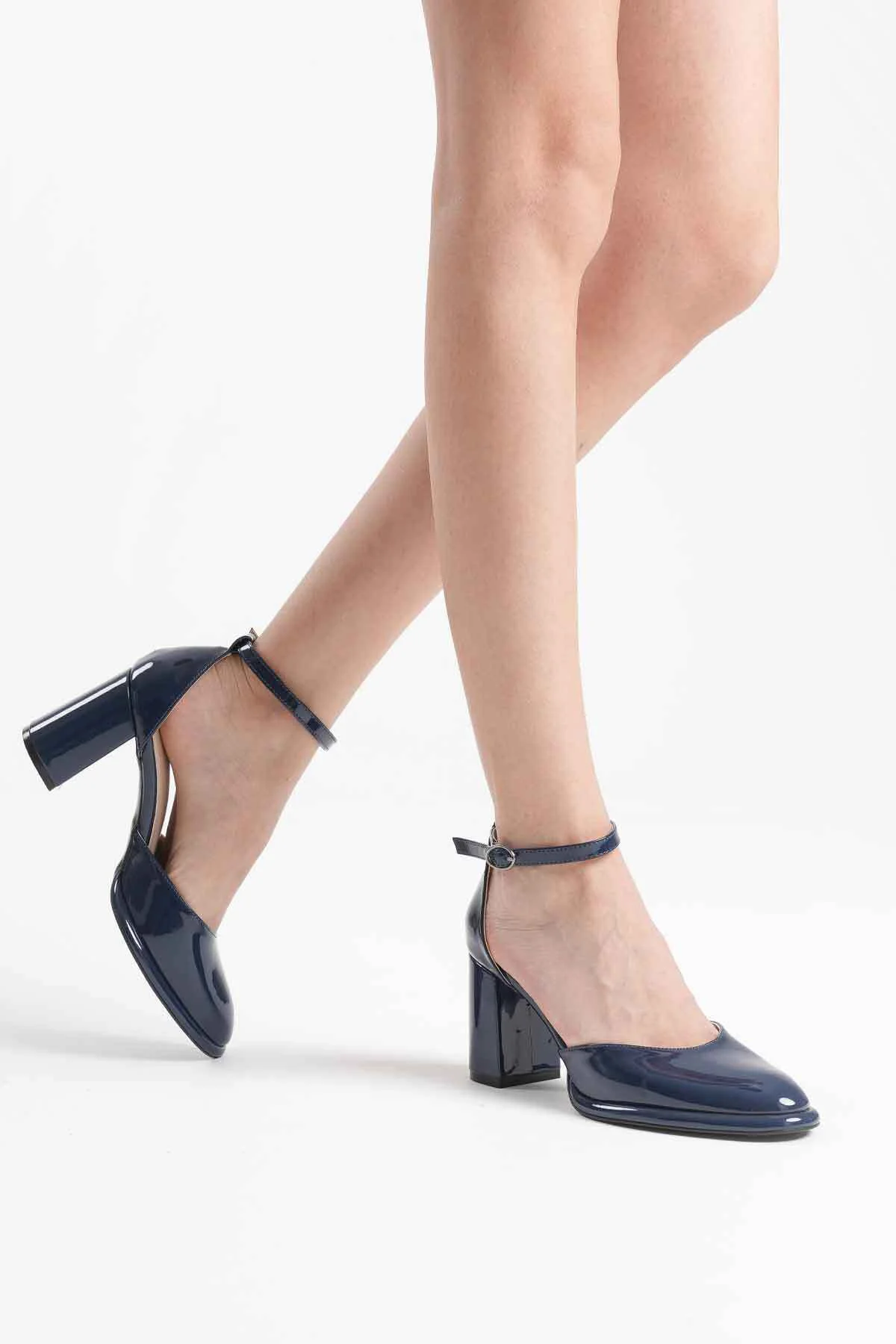 Kadın Theresa Lacivert Rugan Topuklu Ayakkabı