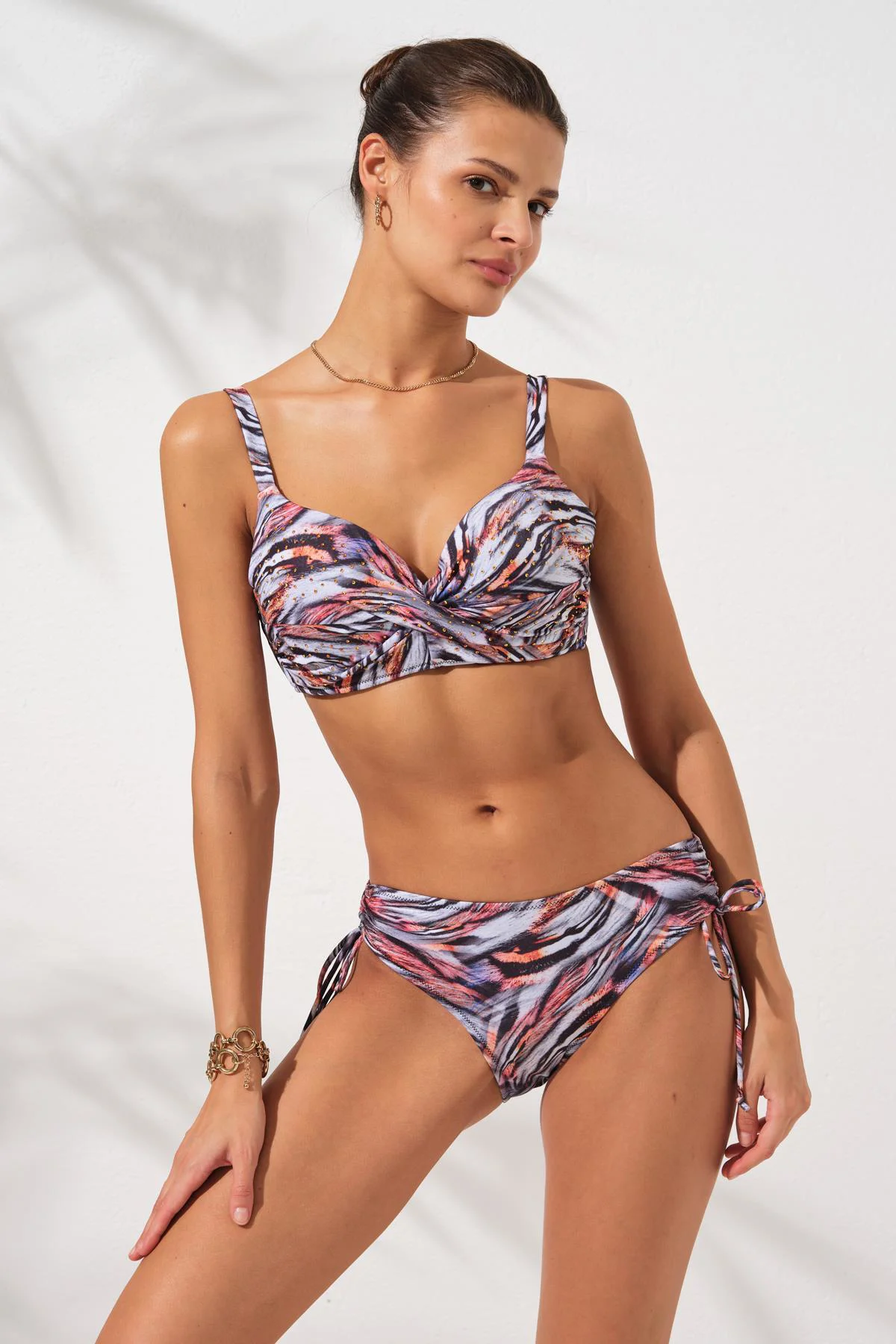 Kadın Tiger Kaplan Desenli Sole Kaplı Toparlayıcı Bikini