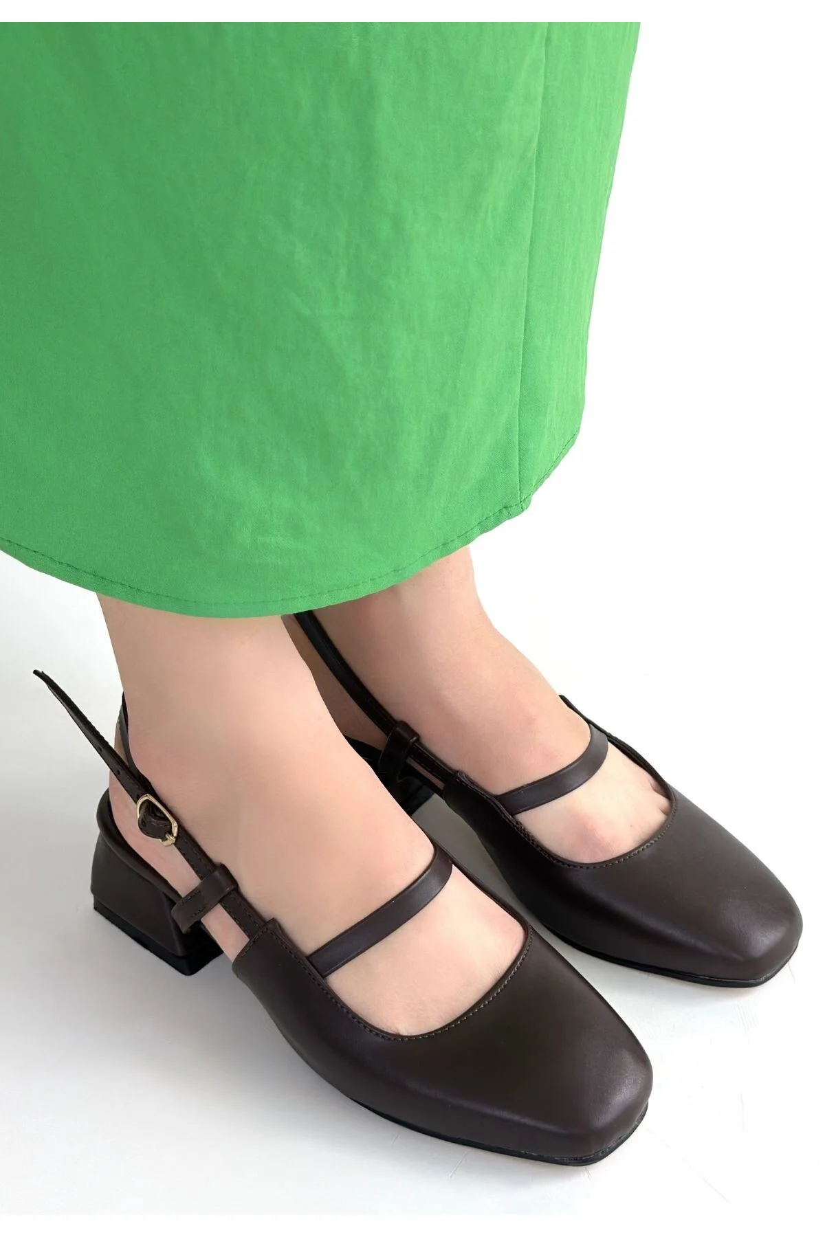 Kadın Topuklu Ayakkabı Kahverengi Cilt Klasik Şık Liva