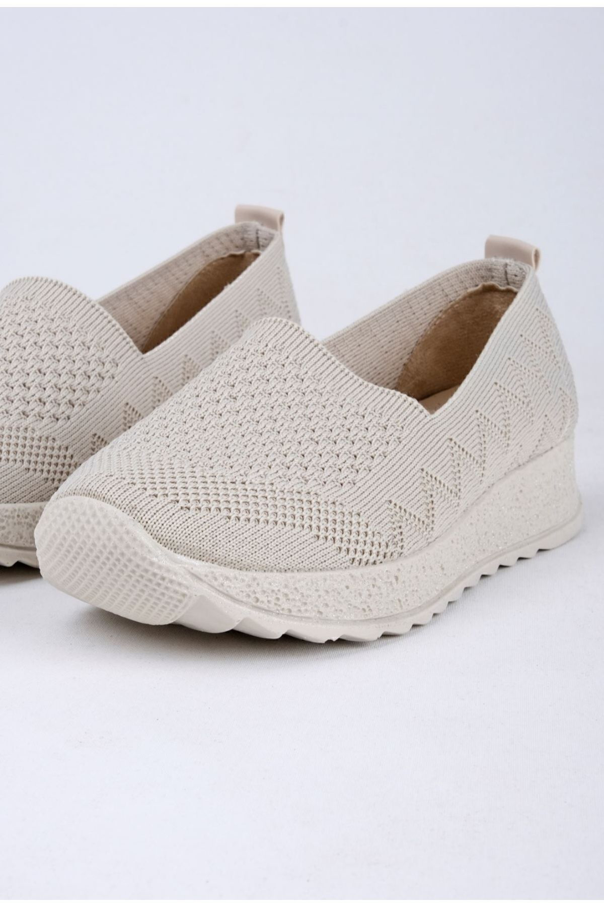 KADIN TRİKO SPOR AYAKKABI