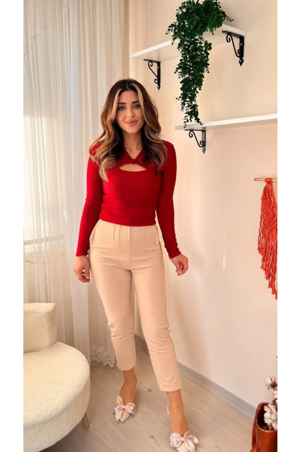 Kadın üste Oturan Paçası Bilek üzerinde Biten Atlas Kumaş Pantolo