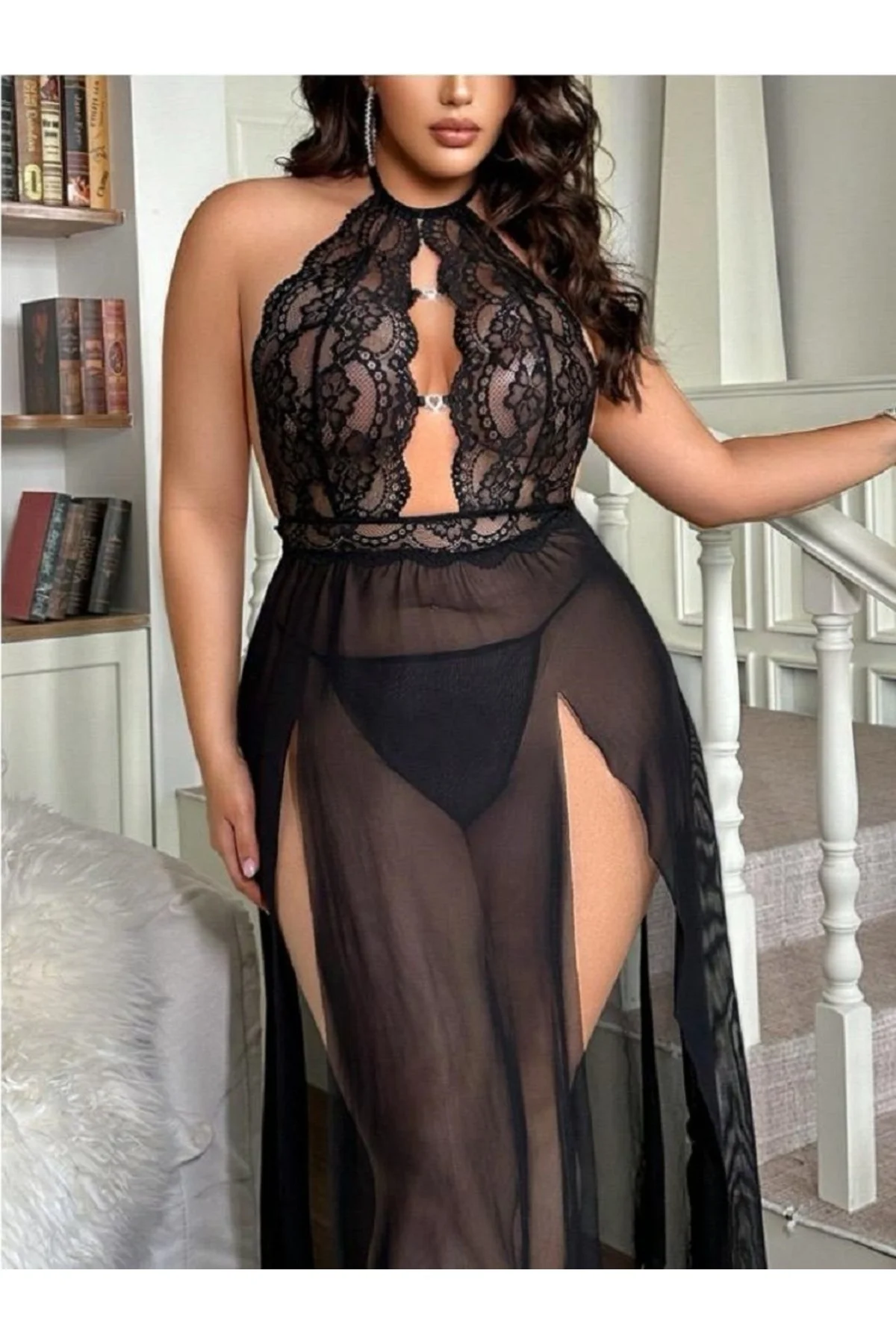 Kadın Uzun Gecelik Yırtmaçlı Dantel Göğüs Detaylı Romantik Siyah Homewear Gecelik
