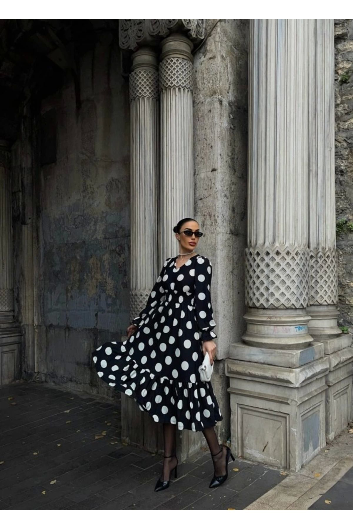 Kadın Uzun Kollu V Yakalı Beli Lastikli Puantiyeli Uzun Krep Elbi