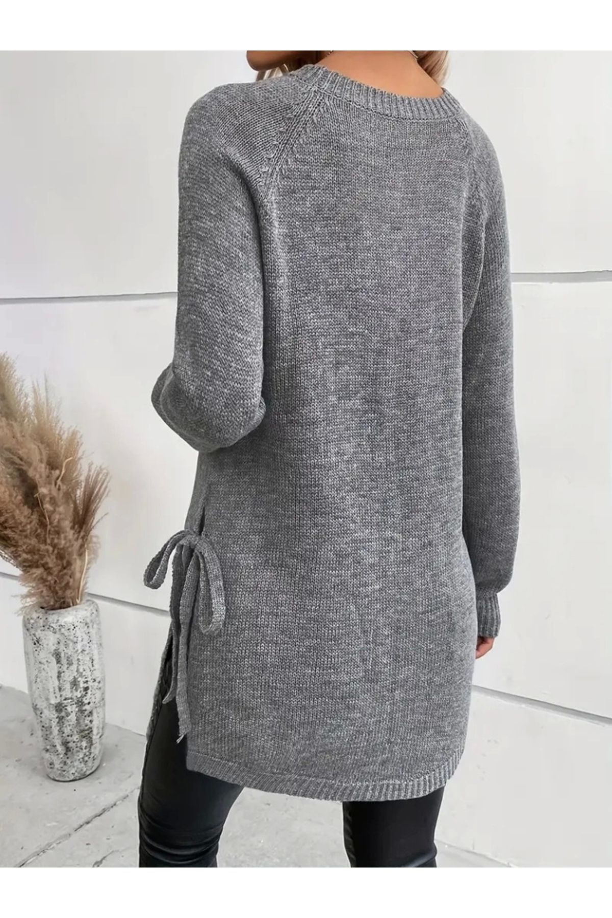 Trend Moda Kadin Uzun Kollu Yuvarlak Yakali Yanlardan Bağcikli Triko Bluz