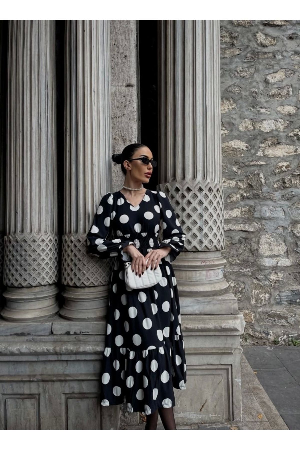 Kadın Uzun Kollu V Yakalı Beli Lastikli Puantiyeli Uzun Krep Elbi