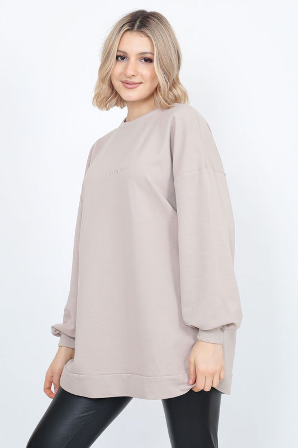 Hebb Club Kadın Uzun Kollu Oversize Sweatshirt Nakişli