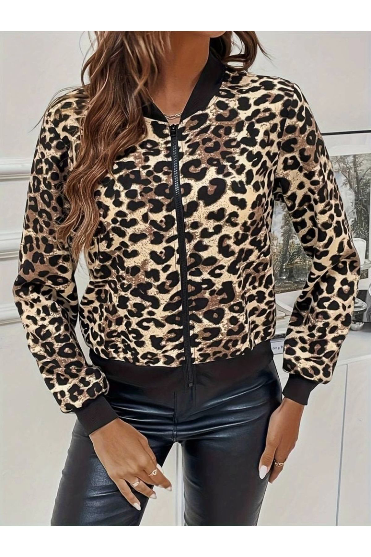Beste Gürel Kadin Uzun Kollu Önden Fermuarli Leopar Baskili Şardonlu Dalgiç C