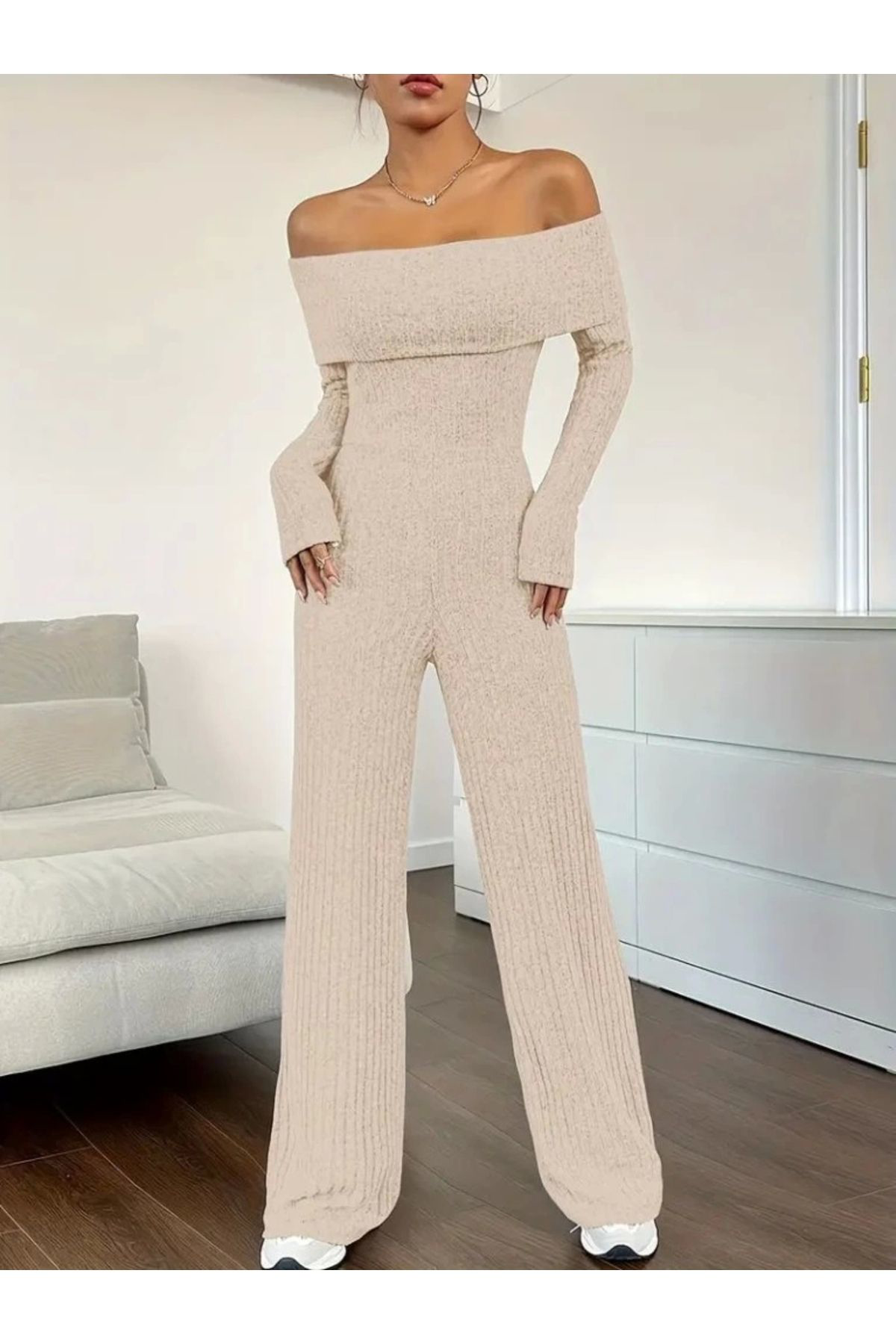 Kadın Uzun Kollu Madonna Yaka Şardonlu Kaşkorse Tulum