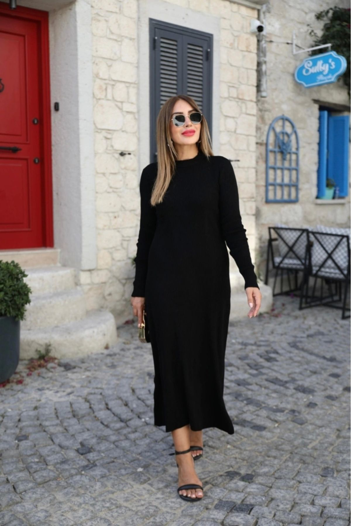 Kadın Uzun Kollu Yarı Balıkçı Yaka Arkadan Pencere Detaylı Bağcık