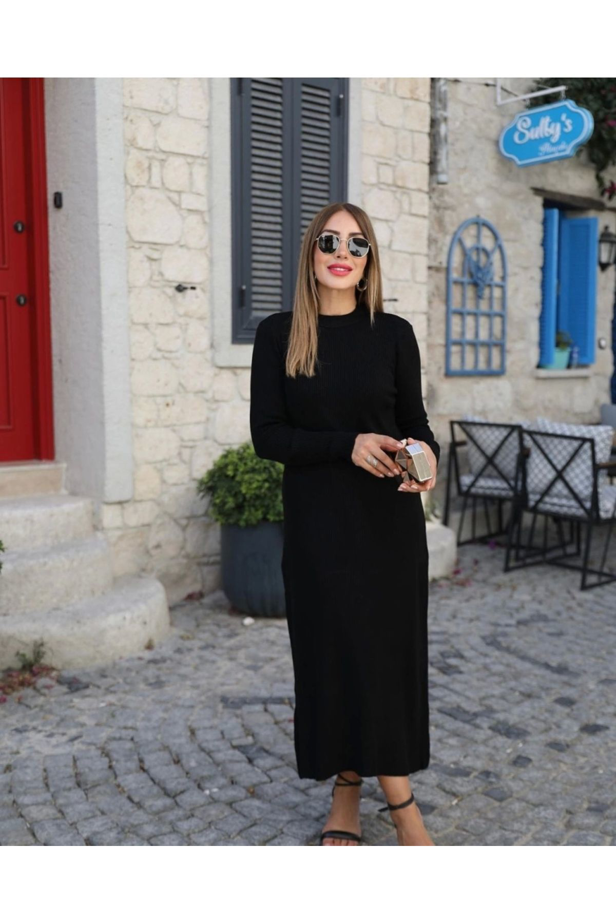 Kadın Uzun Kollu Yarı Balıkçı Yaka Arkadan Pencere Detaylı Bağcık