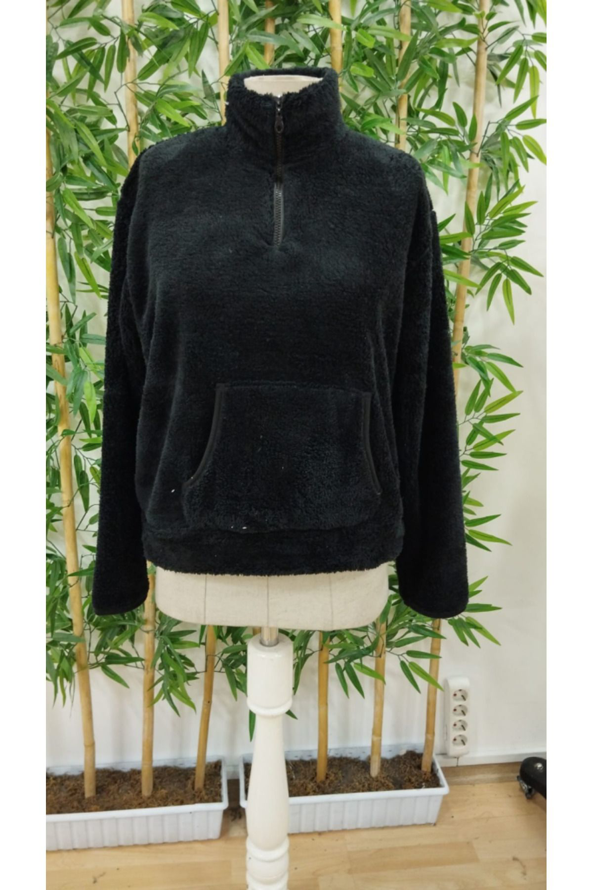 Kadın Uzun Kollu Önden Fermuarlı Cepli Peluş Sweat