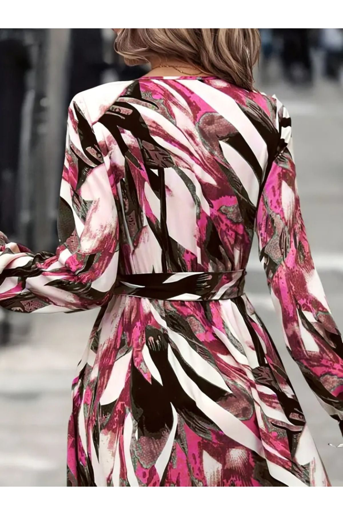 Kadın Uzun Kollu Kruvaze Yaka Belden Kuşaklı Desenli Süprem Elbis