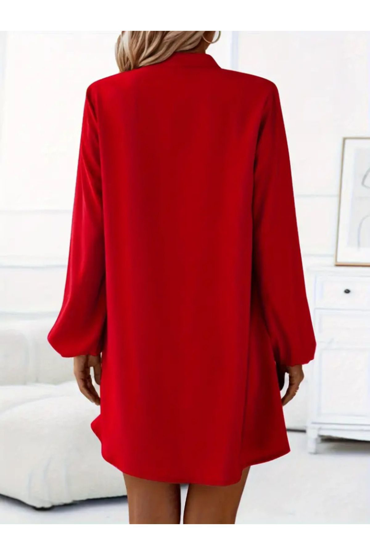 Kadın Uzun Kollu V Yakalı Önden Düğmeli Kısa Sandy Elbise