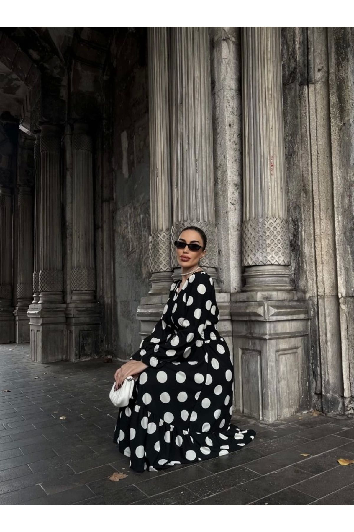 Kadın Uzun Kollu V Yakalı Beli Lastikli Puantiyeli Uzun Krep Elbi