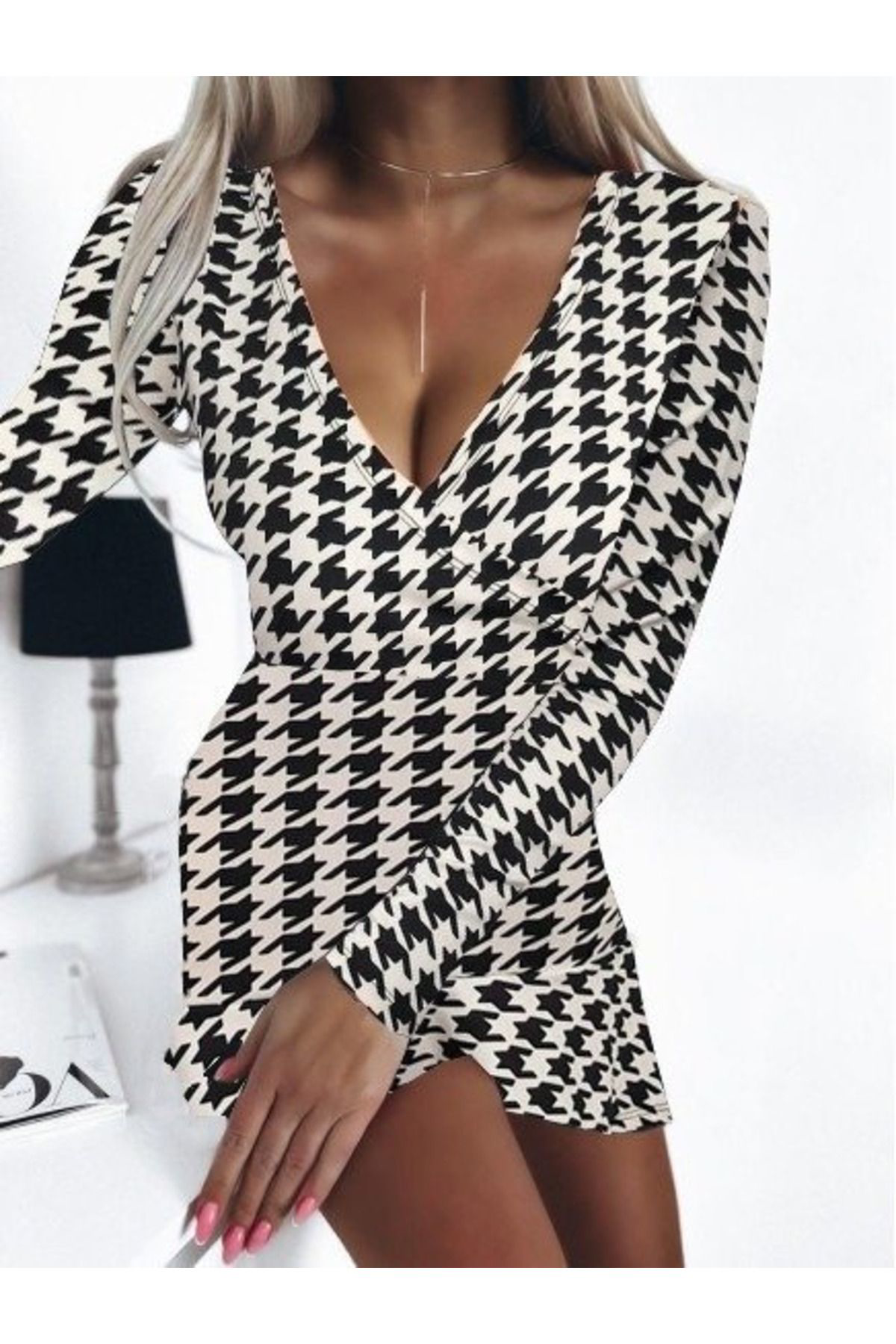 Kadın Uzun Kollu Kruvaze Yaka Kazayağı Mikro Mini Boy Elbise